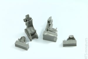 1/48 Su-27UB ejection seats - Eduard