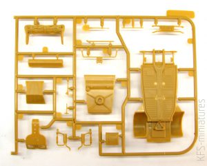 1/35 Kubelwagen type 82 HERO hobby kits