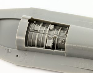 1/72 F-16MLU - żywiczne wnęki podwozia CMK