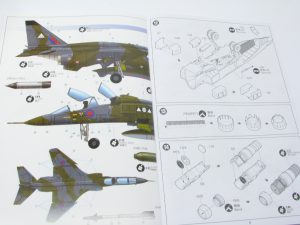 1/48 SEPECAT JAGUAR T.3/T.4 - KittyHawk