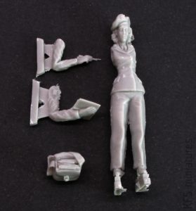 1/35 Female Reichspost Driver