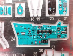 1/48 MiG-21SMT - Weekend - Eduard