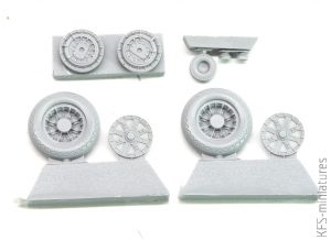 1/48 F-4U Corsair wheels set - NorthStar